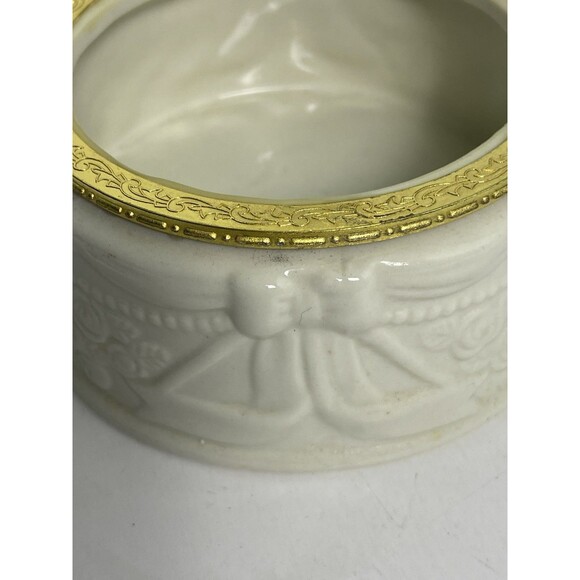 Porcelain Angel Trinket Box with Gold Trim Holding A Bird W Bird House Hinged - Picture 4 of 12